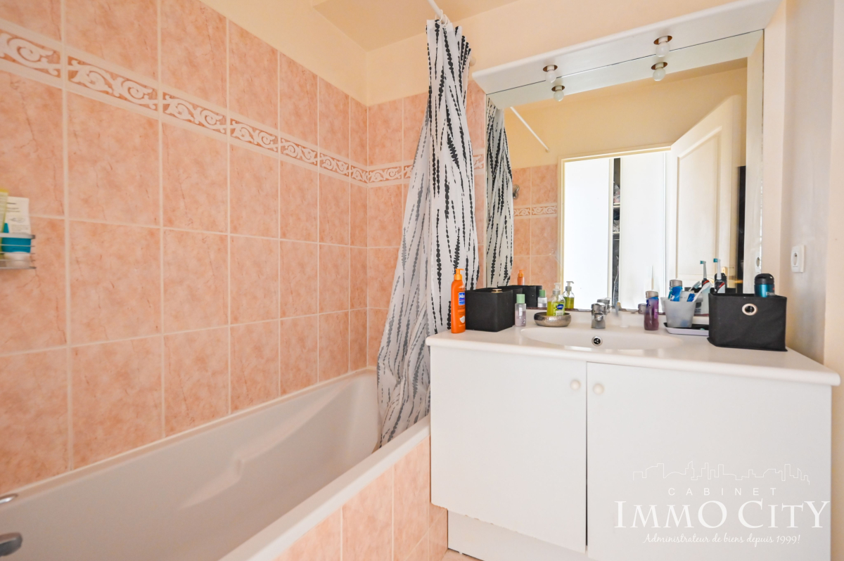 Vente Appartement  1 pièce (studio) - 30m² 75020 Paris
