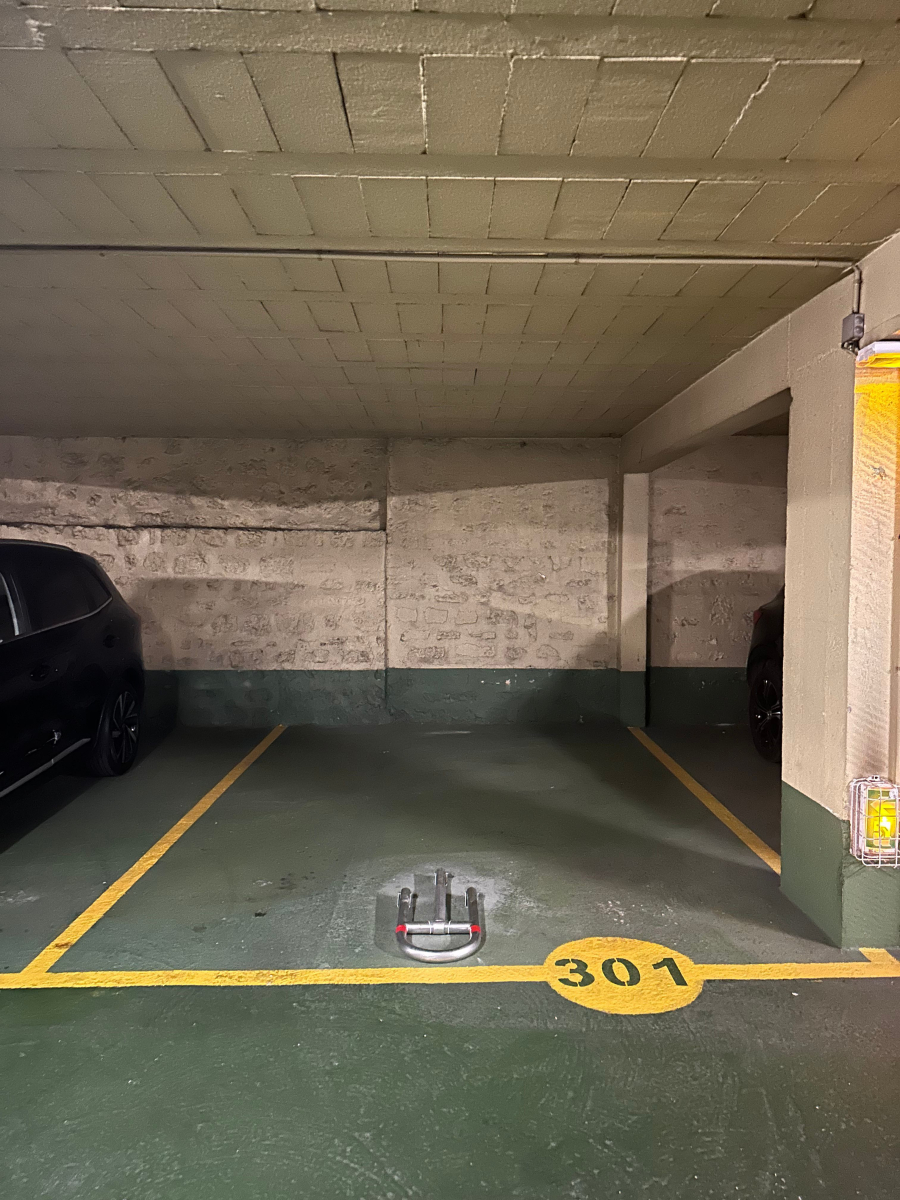 Vente Parking  - 13.5m² 75015 Paris