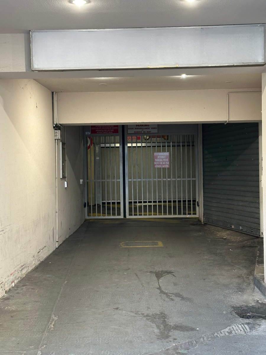 Vente Parking  - 13.5m² 75015 Paris