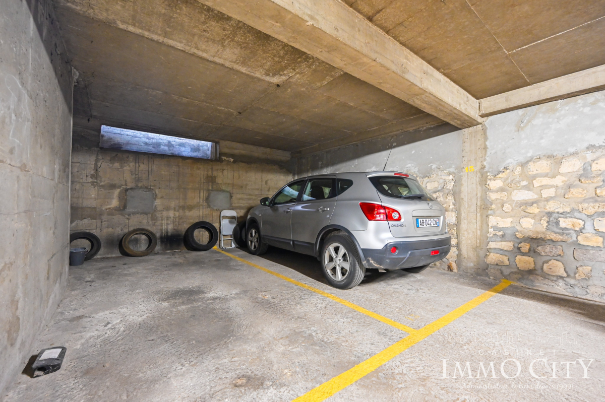 Location Box  - 11m² 75015 Paris