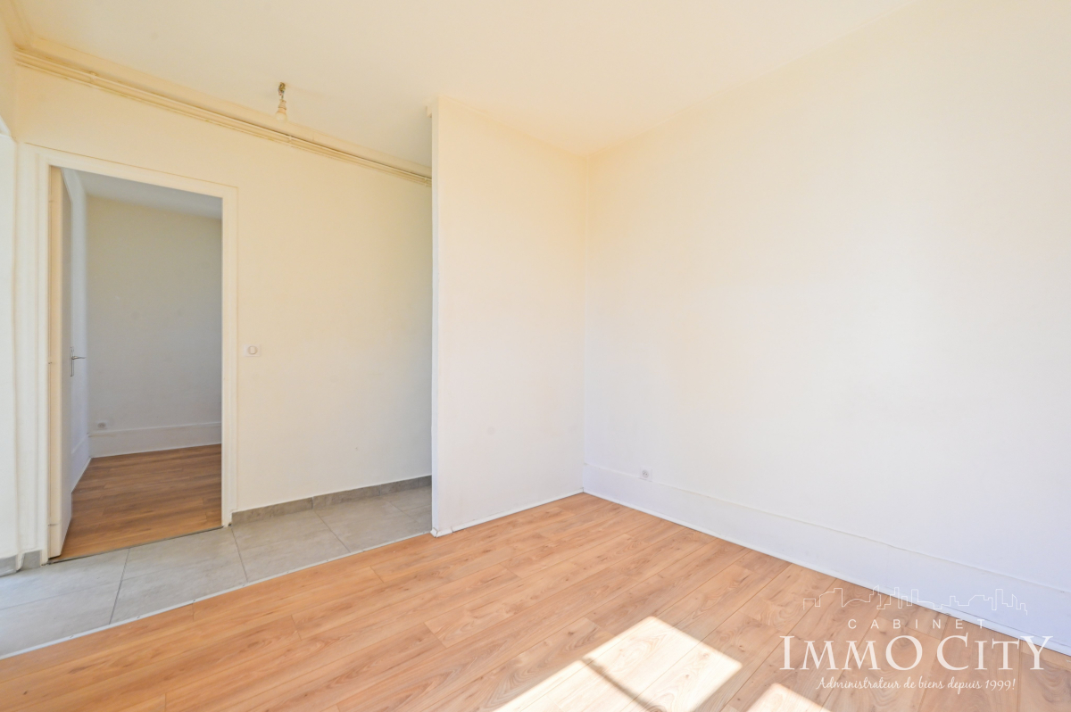 Location Appartement  3 pièces - 34.1m² 75017 Paris
