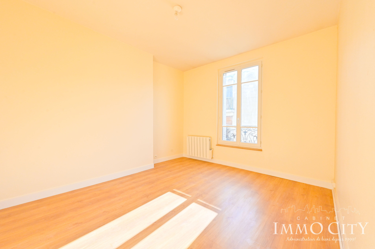 Location Appartement  3 pièces - 67.57m² 75015 Paris