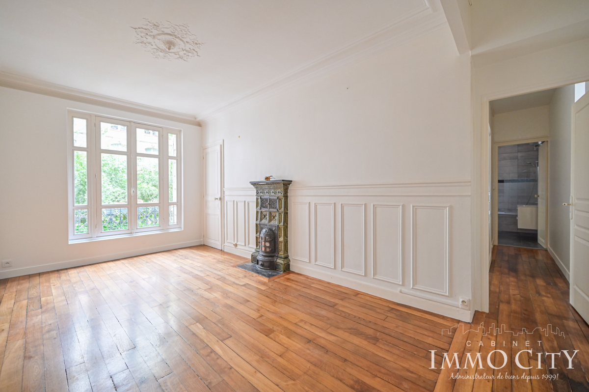 Location Appartement  3 pièces - 72.08m² 75006 Paris
