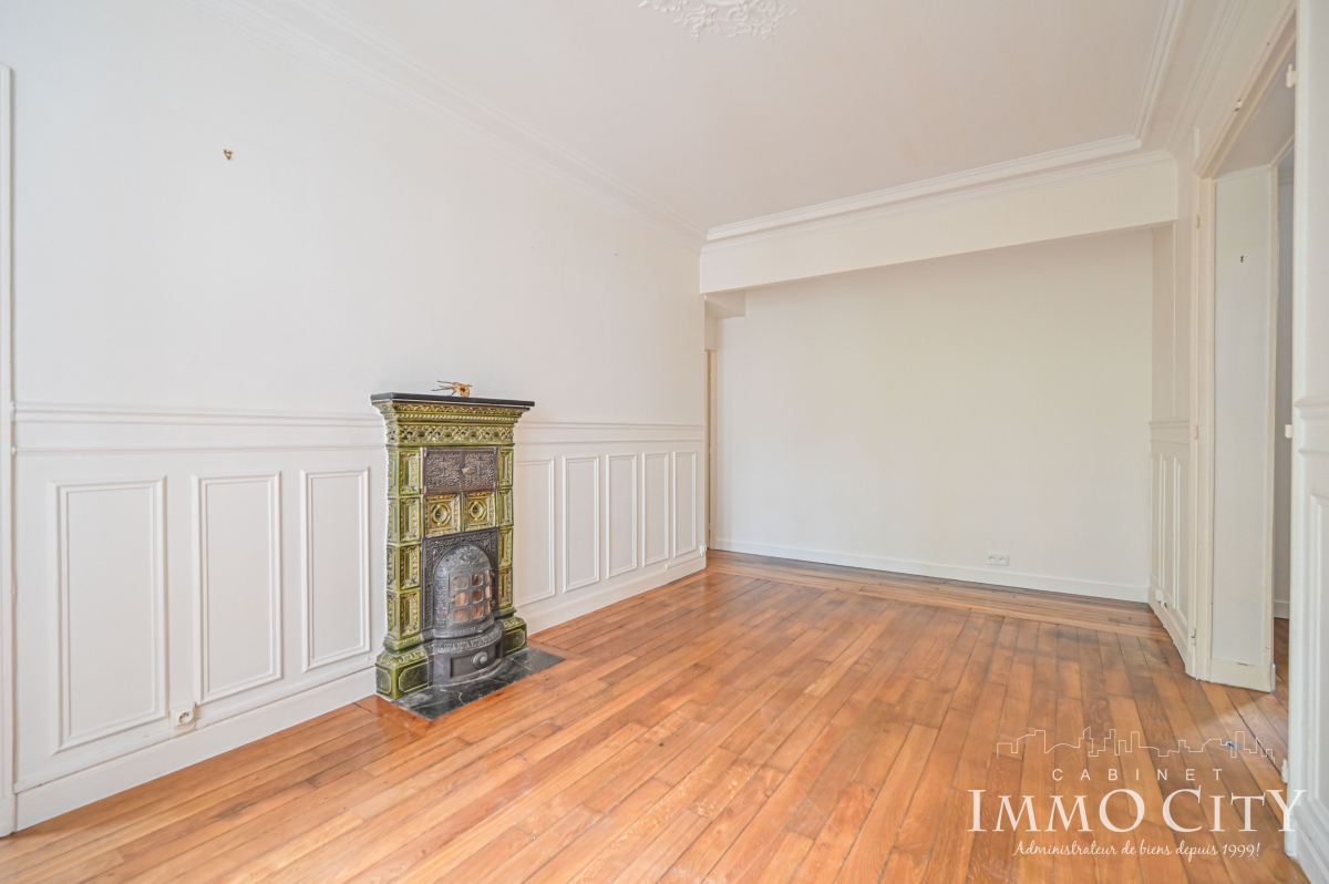 Location Appartement  3 pièces - 72.08m² 75006 Paris
