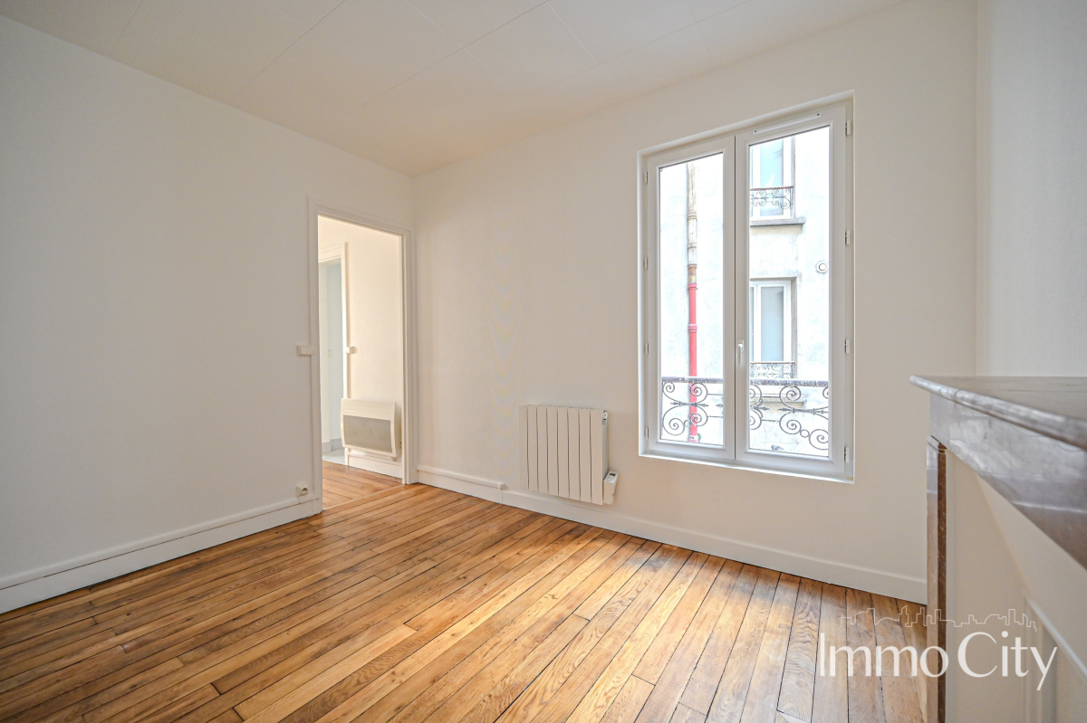 Location Appartement  2 pièces - 29.72m² 75017 Paris