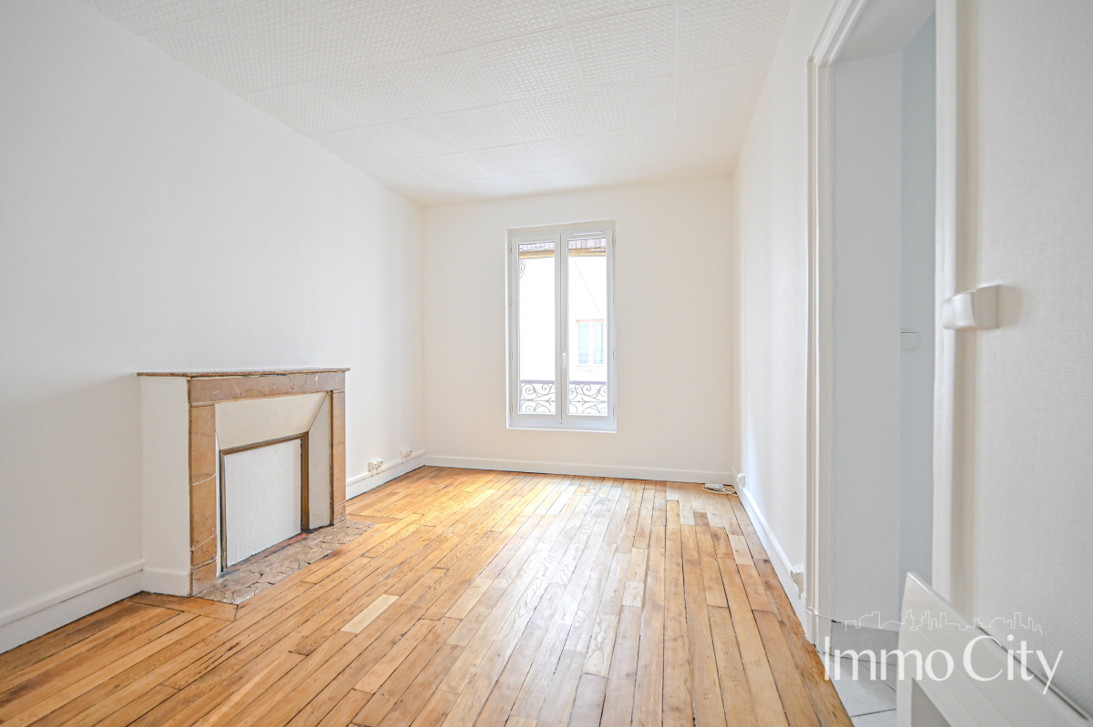 Location Appartement  2 pièces - 29.72m² 75017 Paris