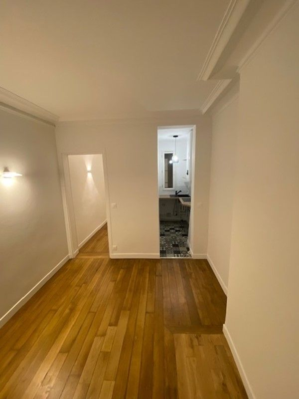 Location Appartement  2 pièces - 26.96m² 75017 Paris