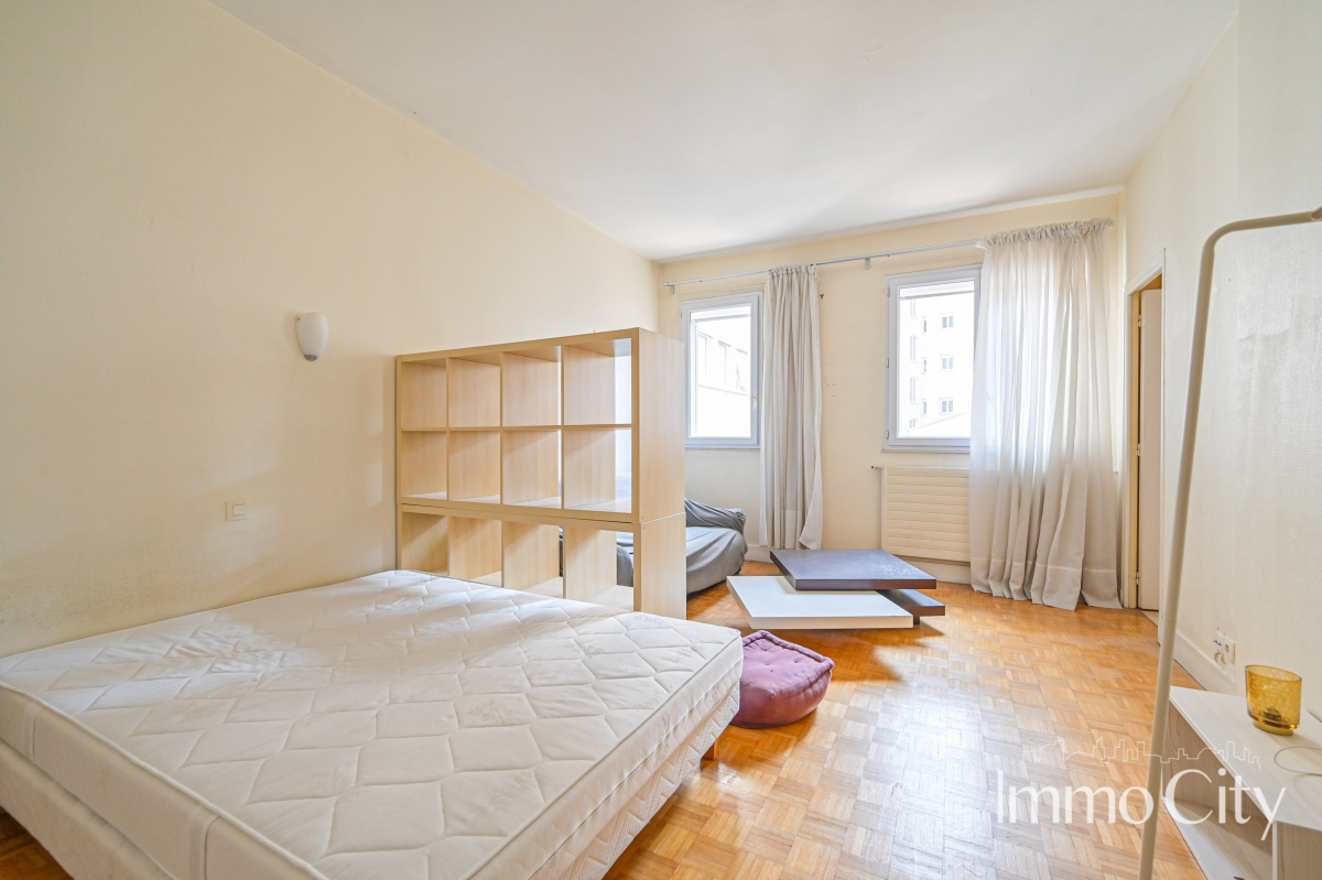 Vente Appartement  1 pièce (studio) - 33.2m² 75017 Paris