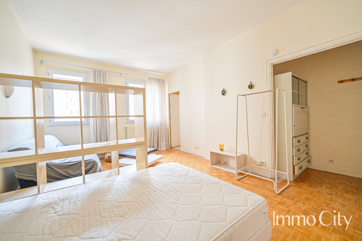 Vente Appartement  1 pièce (studio) - 33.2m² 75017 Paris