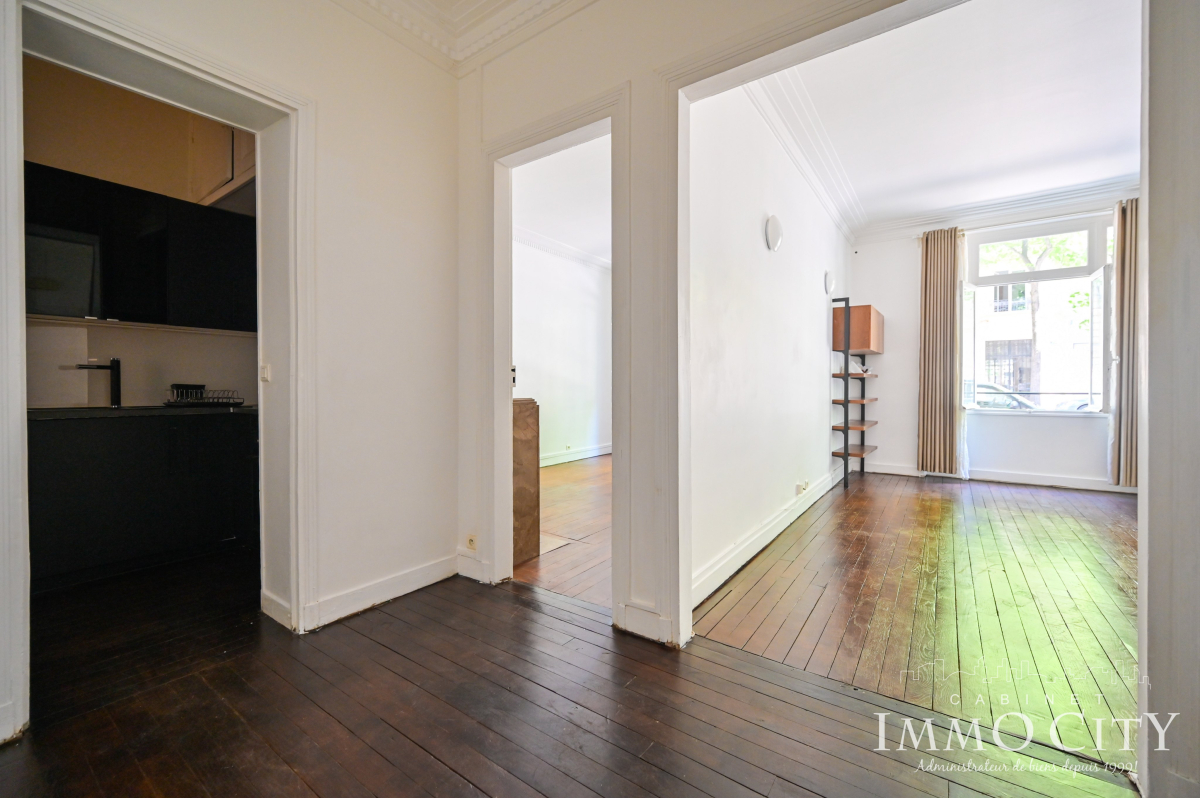 Location Appartement  2 pièces - 59.74m² 75015 Paris