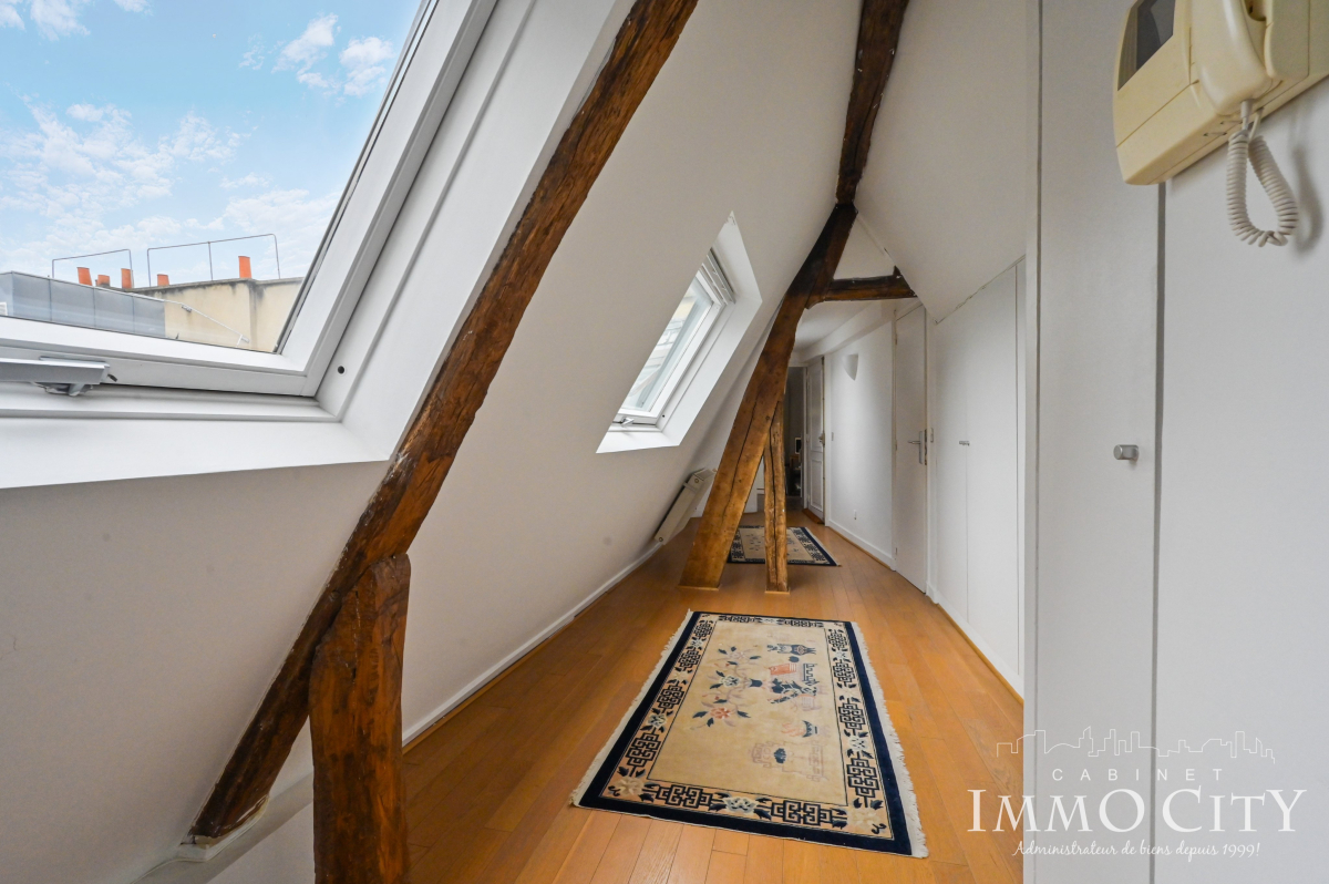 Location Bureau  6 pièces - 210m² 75002 Paris