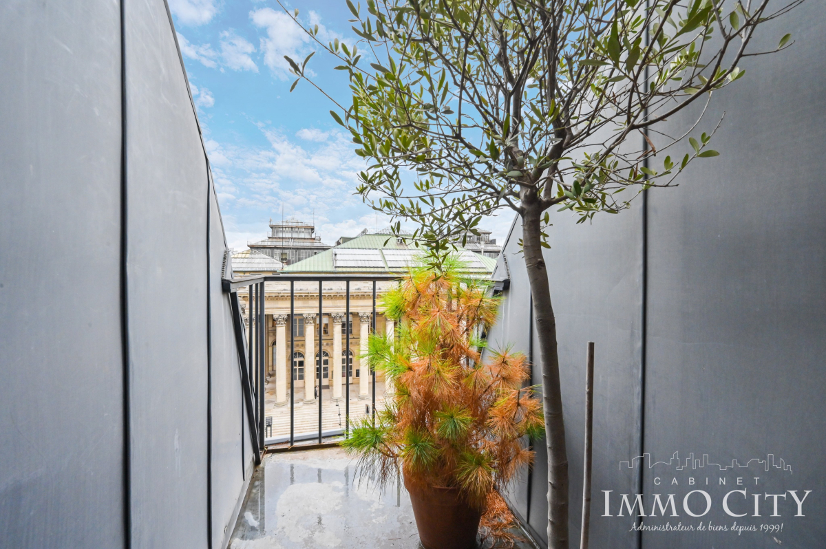 Location Bureau  6 pièces - 210m² 75002 Paris