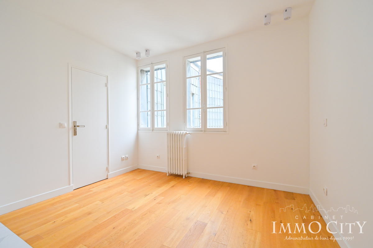Location Appartement  1 pièce (studio) - 16.1m² 75016 Paris