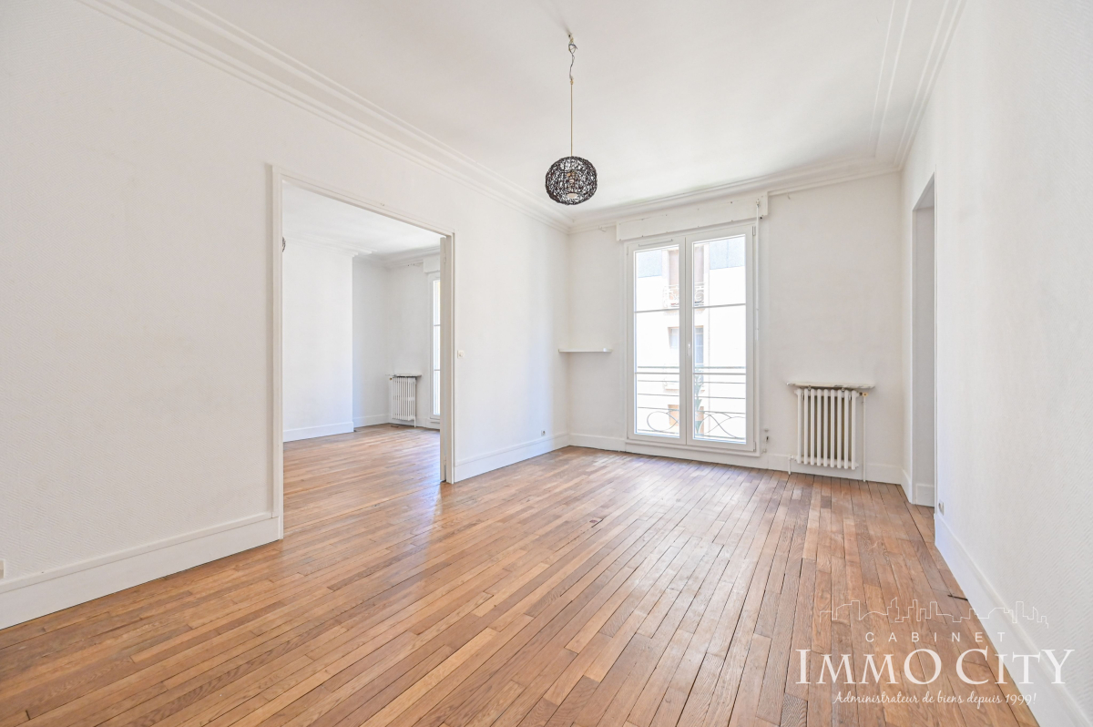 Location Appartement  4 pièces - 111.63m² 75015 Paris