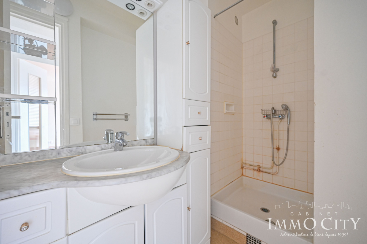 Location Appartement  1 pièce (studio) - 35.09m² 75007 Paris
