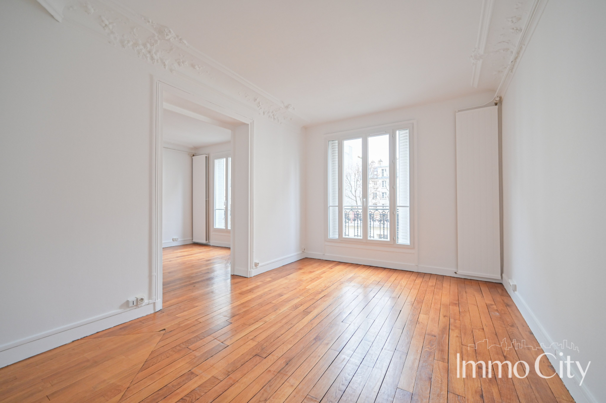 Location Appartement  4 pièces - 75m² 75014  Paris