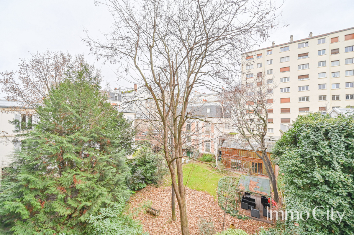 Location Appartement  4 pièces - 75m² 75014  Paris