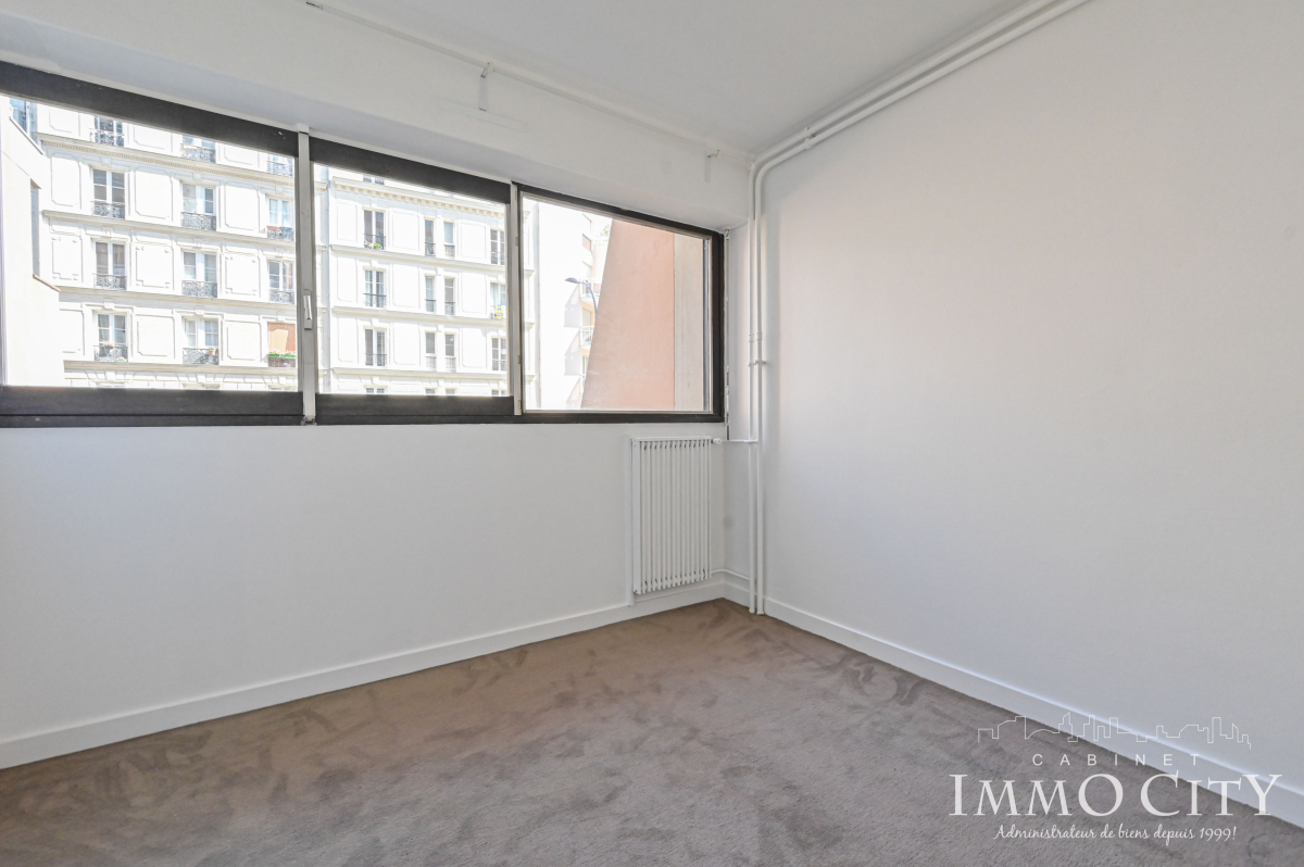 Location Appartement  2 pièces - 47m² 75013 Paris