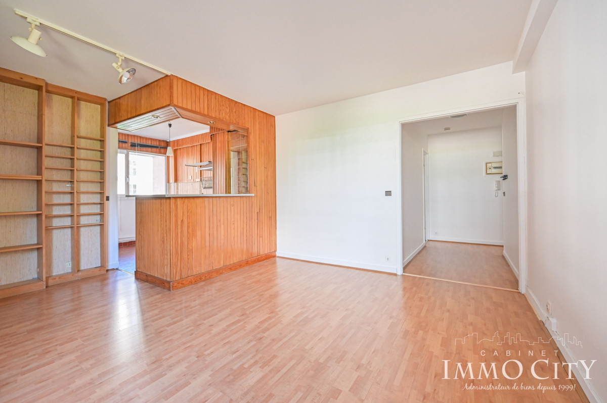 Location Appartement  2 pièces - 47m² 75013 Paris