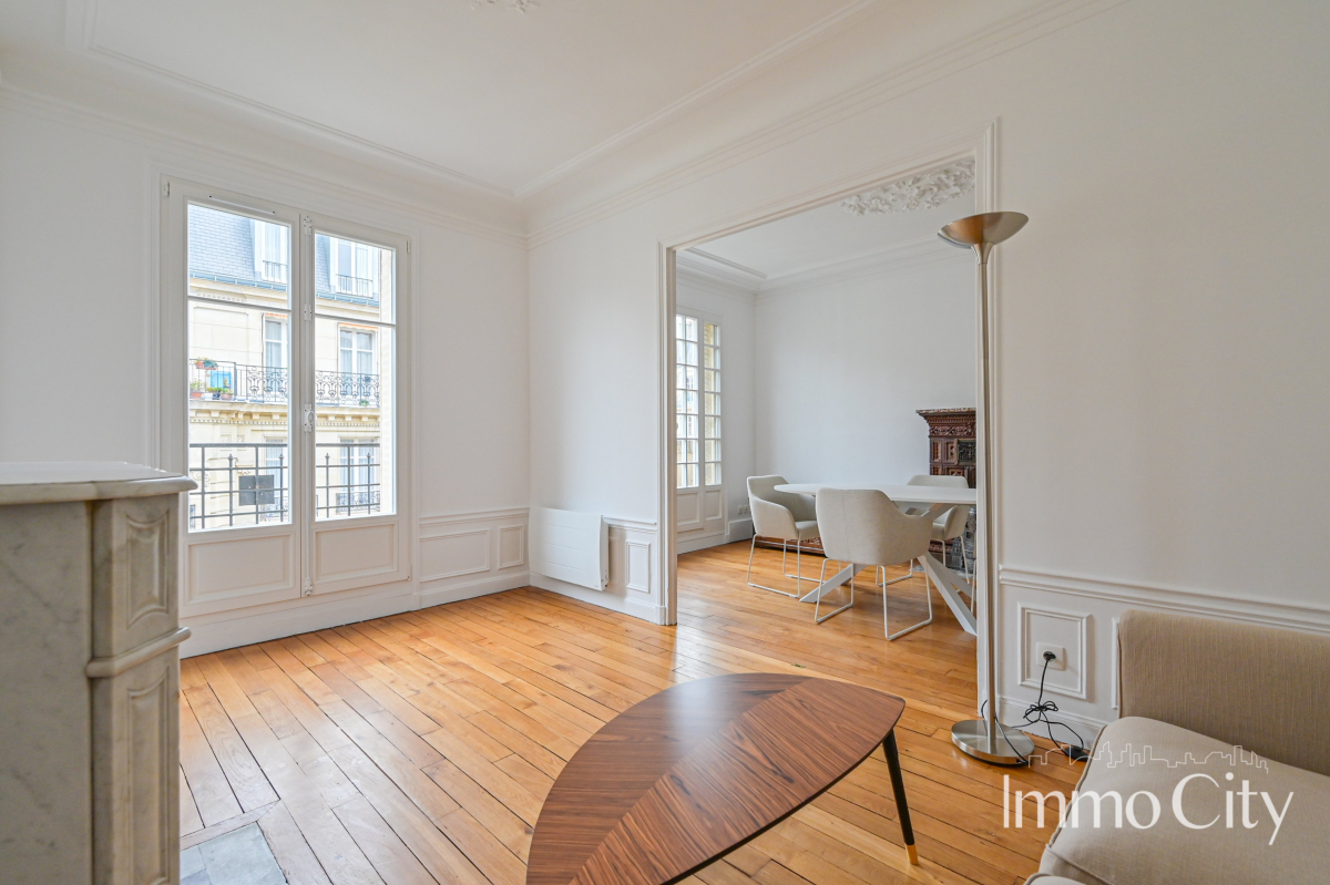 Location Appartement meublé 3 pièces - 57.97m² 75015 Paris