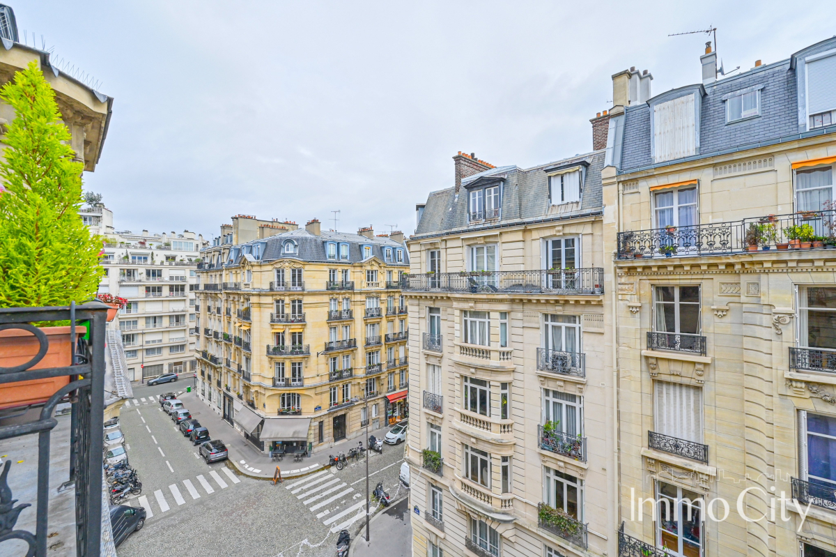 Location Appartement meublé 3 pièces - 57.97m² 75015 Paris