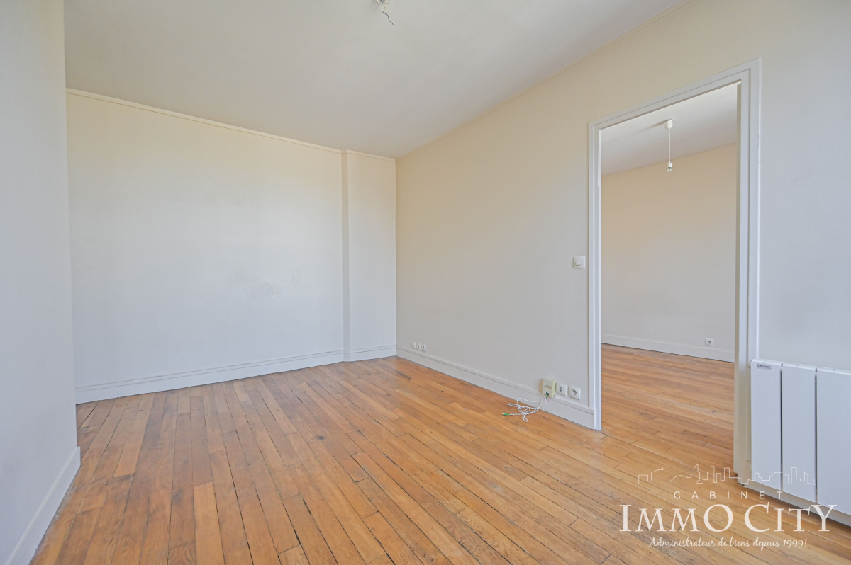 Vente Appartement  2 pièces - 31.5m² 75015 Paris