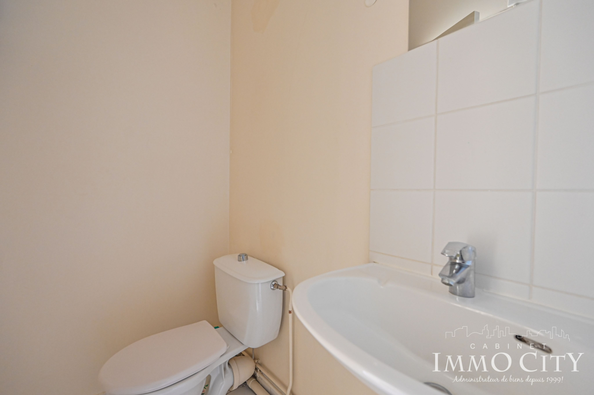 Vente Appartement  2 pièces - 31.5m² 75015 Paris