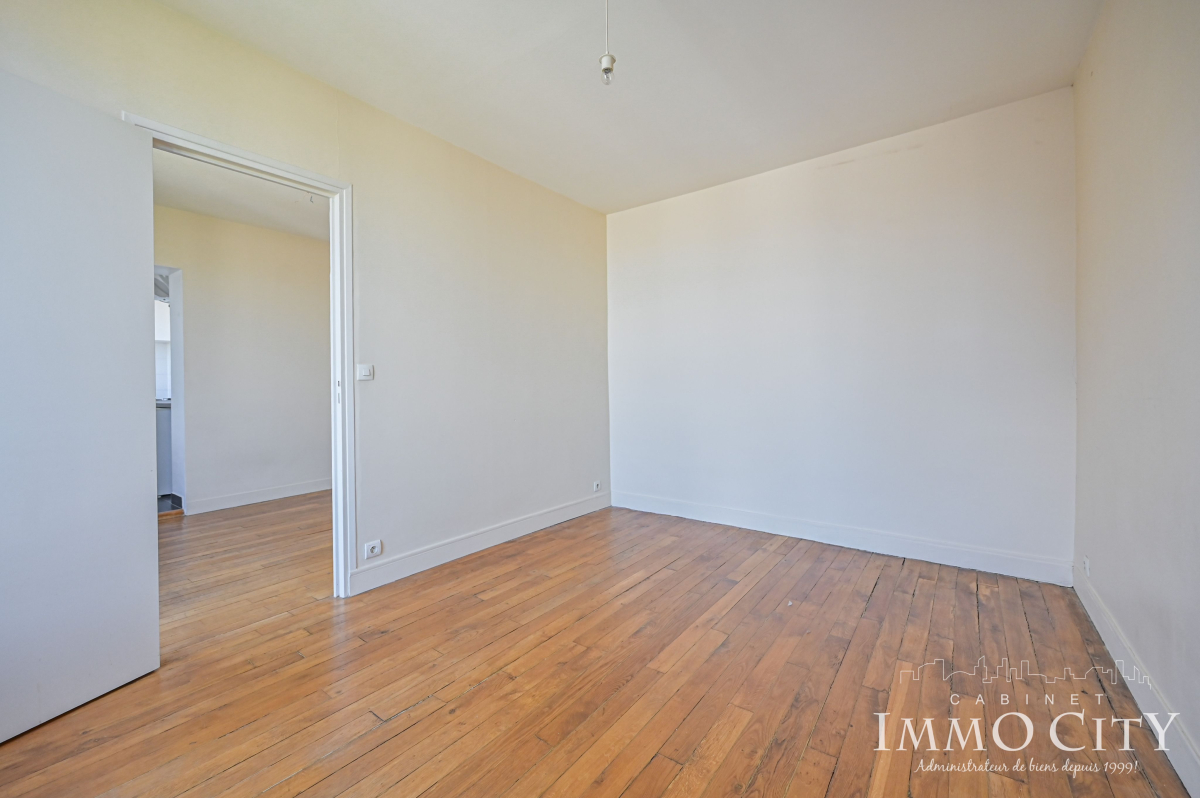 Vente Appartement  2 pièces - 31.5m² 75015 Paris