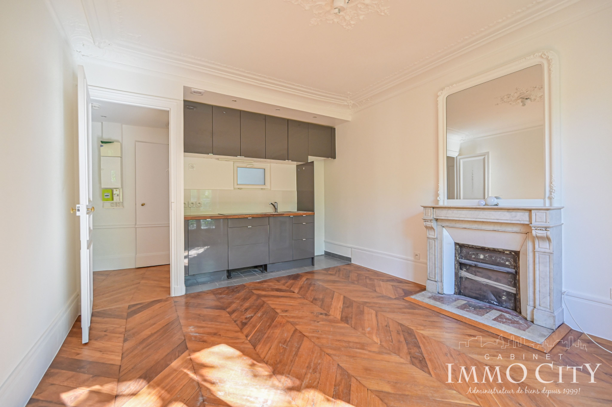 Location Appartement  3 pièces - 48.4m² 75005 Paris