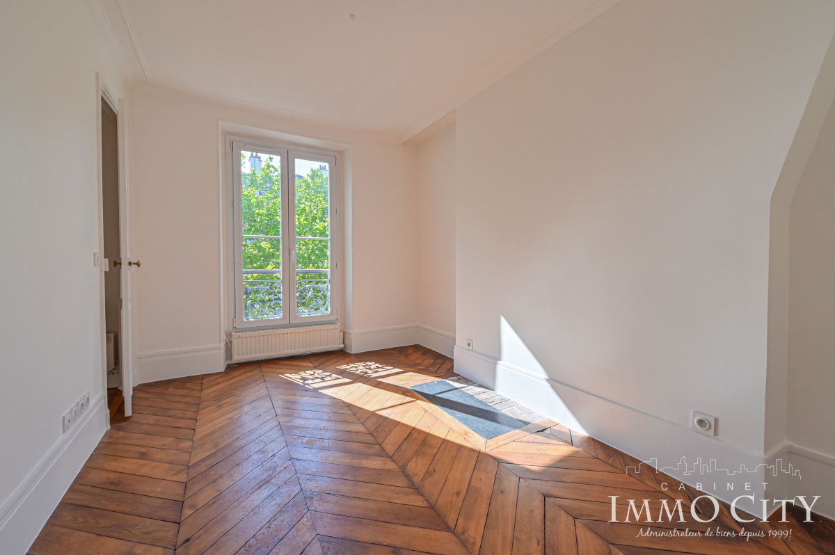 Location Appartement  3 pièces - 48.4m² 75005 Paris