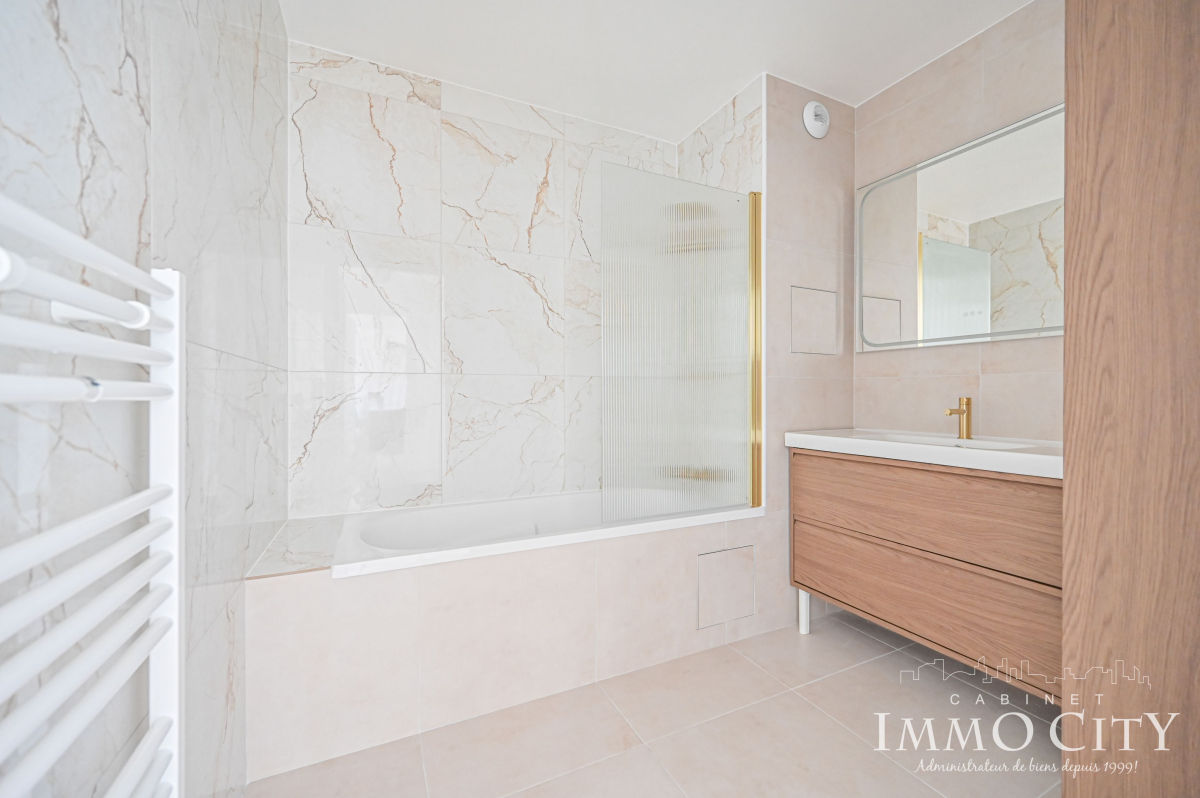 Location Appartement meublé 3 pièces - 63.79m² 92300 Levallois-perret