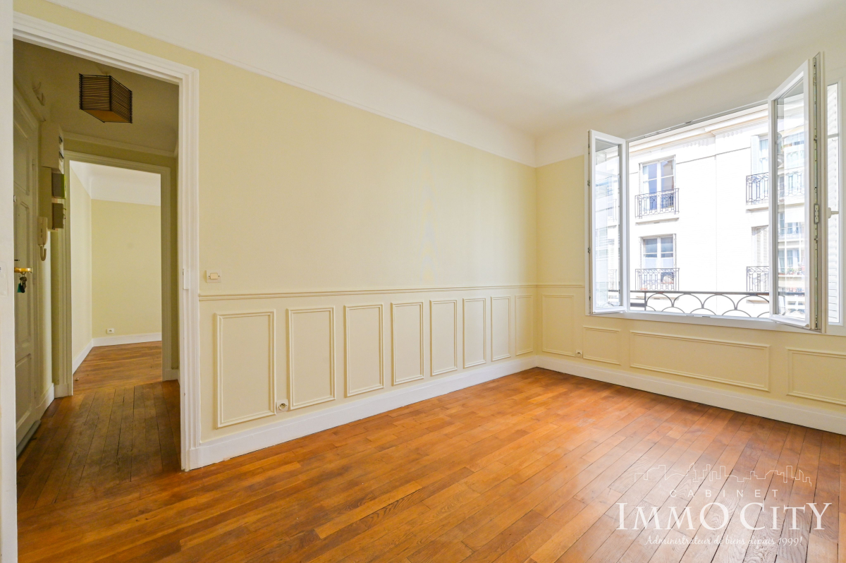 Location Appartement  2 pièces - 34.27m² 75015 Paris