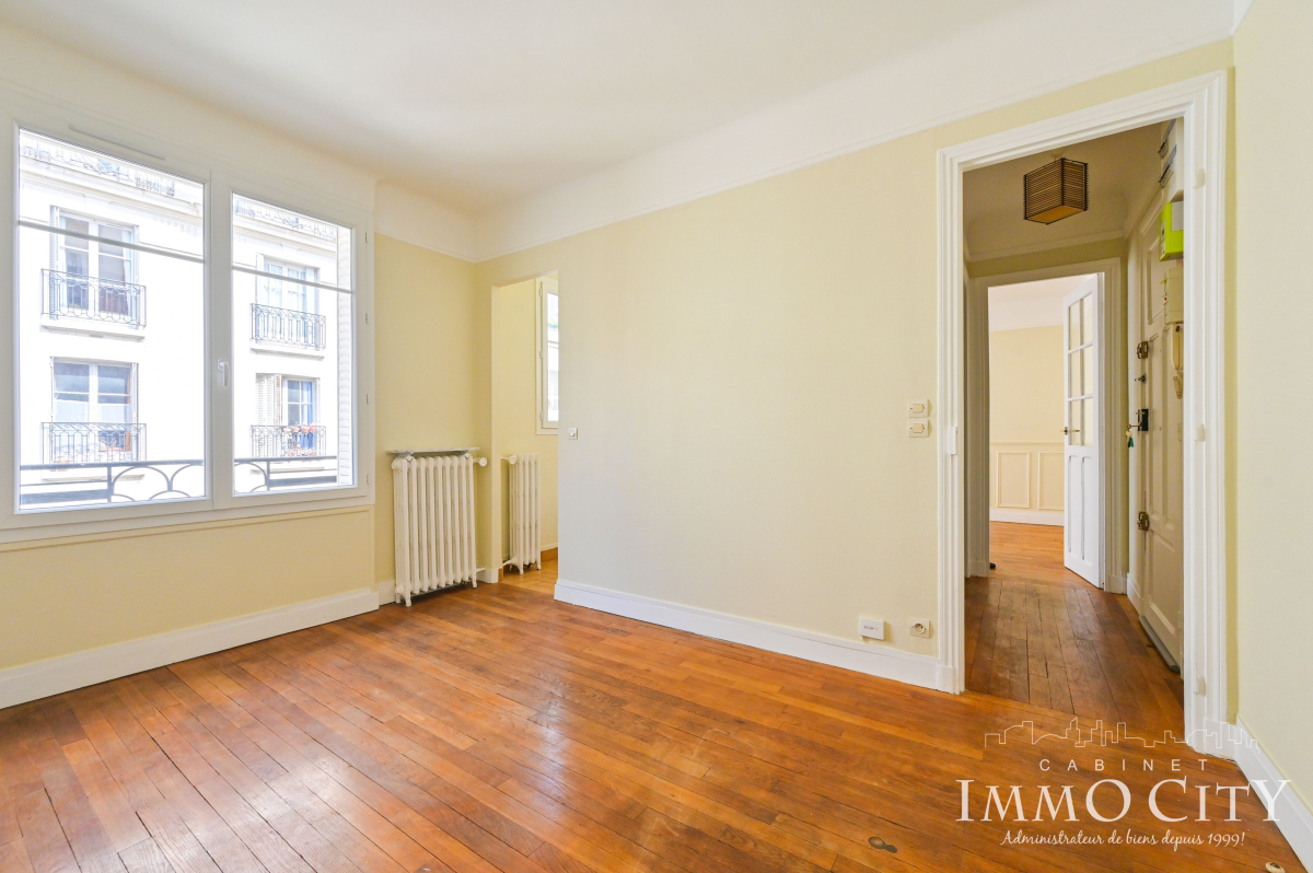 Location Appartement  2 pièces - 34.27m² 75015 Paris