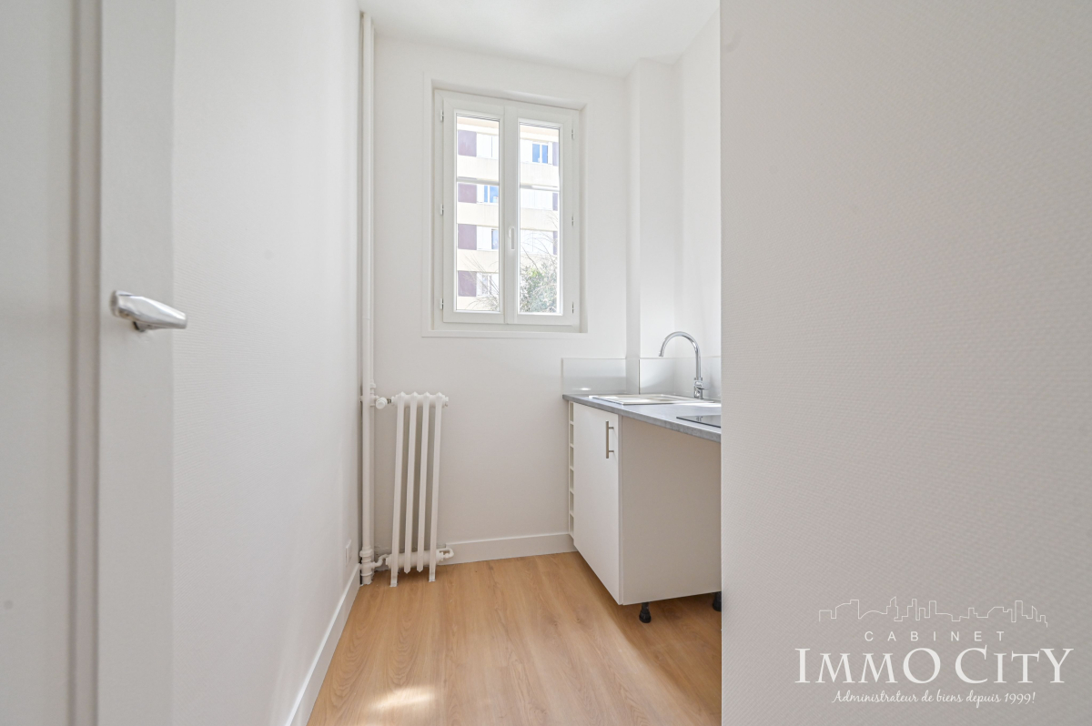 Location Appartement  2 pièces - 34.27m² 75015 Paris