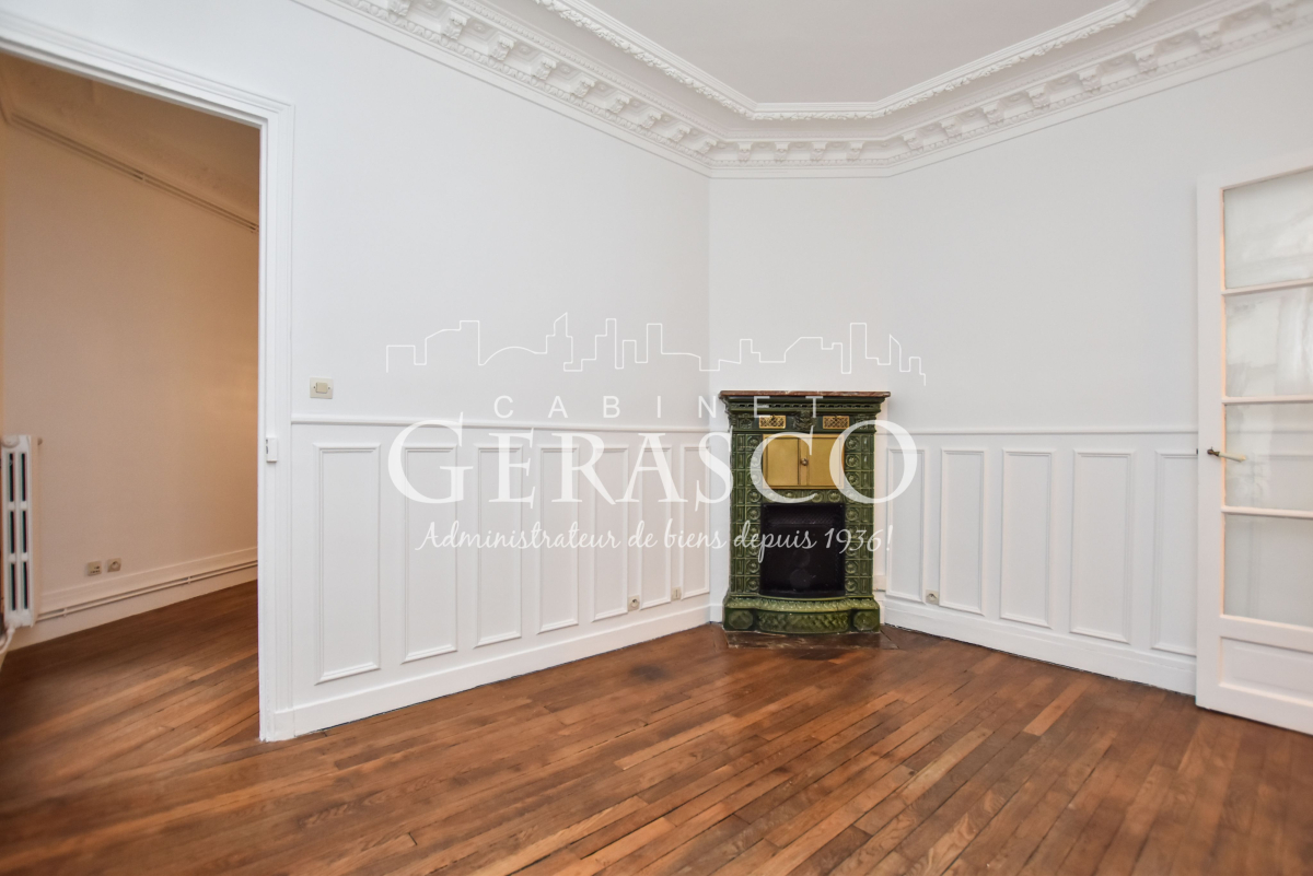 Location Appartement  2 pièces - 37.49m² 75015 Paris