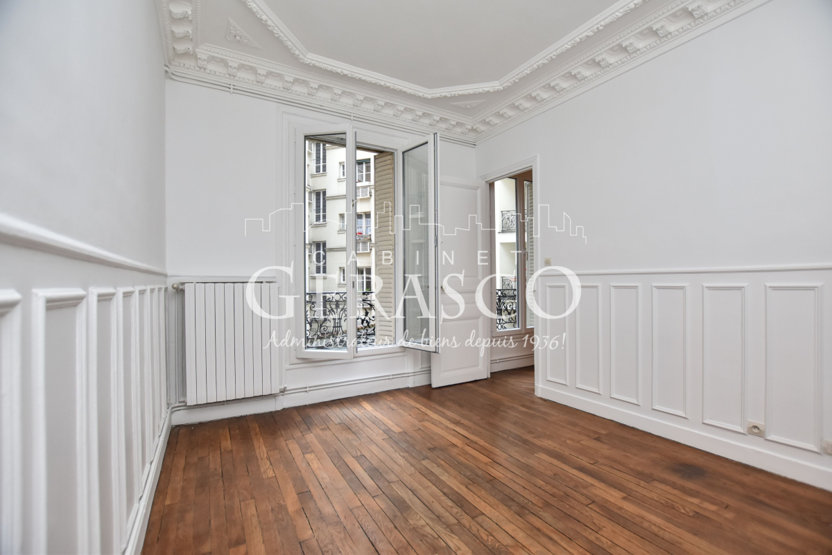 Location Appartement  2 pièces - 37.49m² 75015 Paris