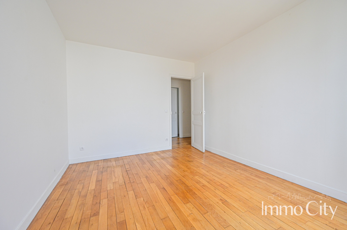 Vente Appartement  2 pièces - 45.03m² 75017 Paris 17
