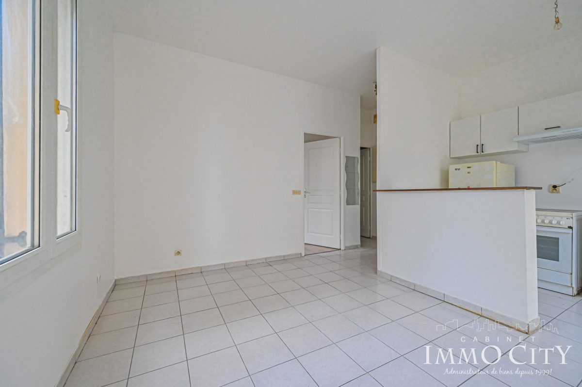 Location Appartement  2 pièces - 33.93m² 92600 Asnieres-sur-seine