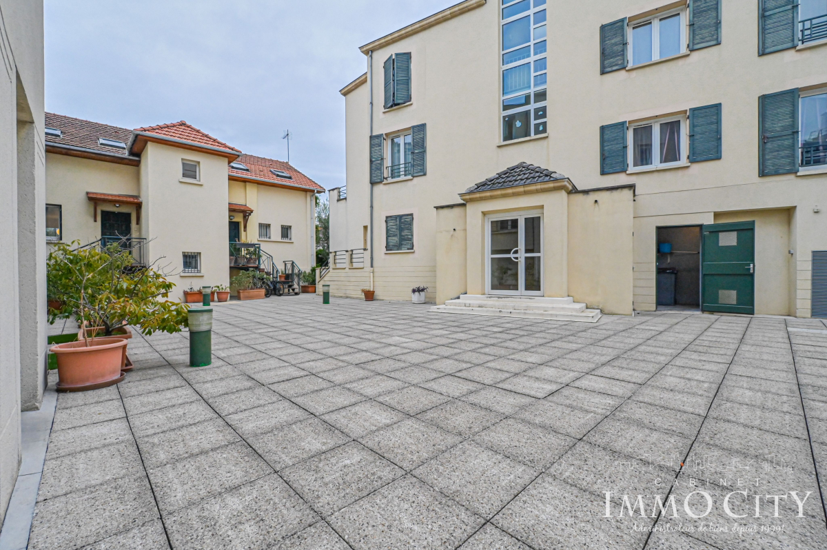 Location Appartement  2 pièces - 33.93m² 92600 Asnieres-sur-seine