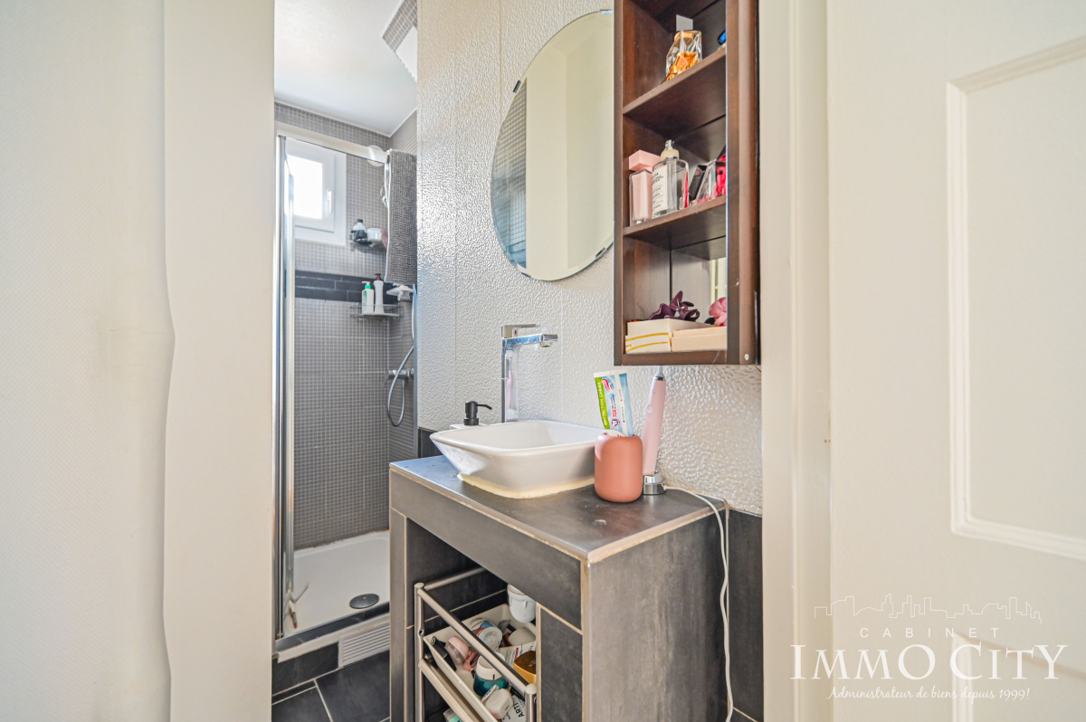 Location Appartement  2 pièces - 35.33m² 92110 Clichy