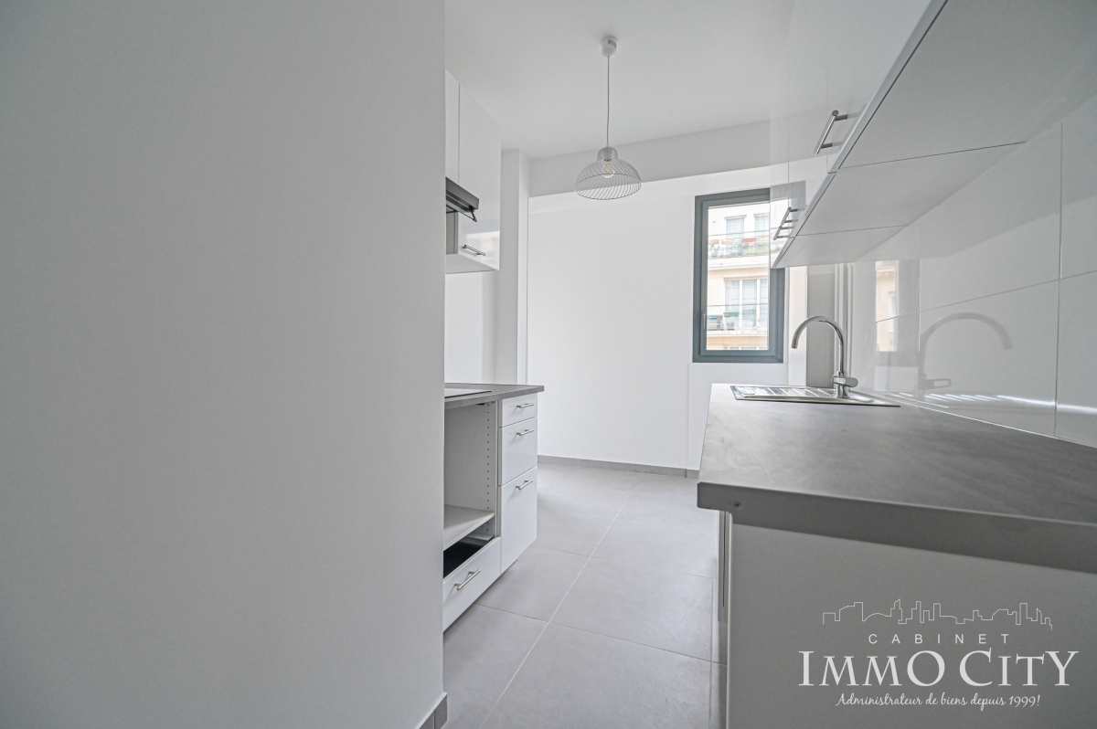 Location Appartement  2 pièces - 44.38m² 75015 Paris