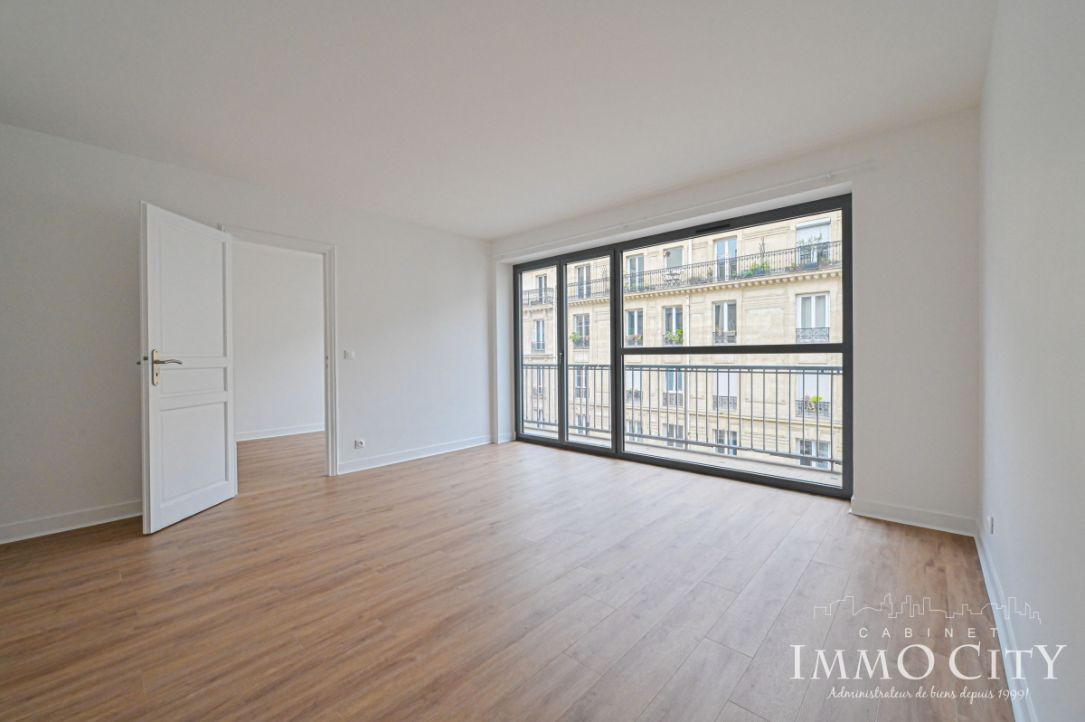 Location Appartement  2 pièces - 44.38m² 75015 Paris