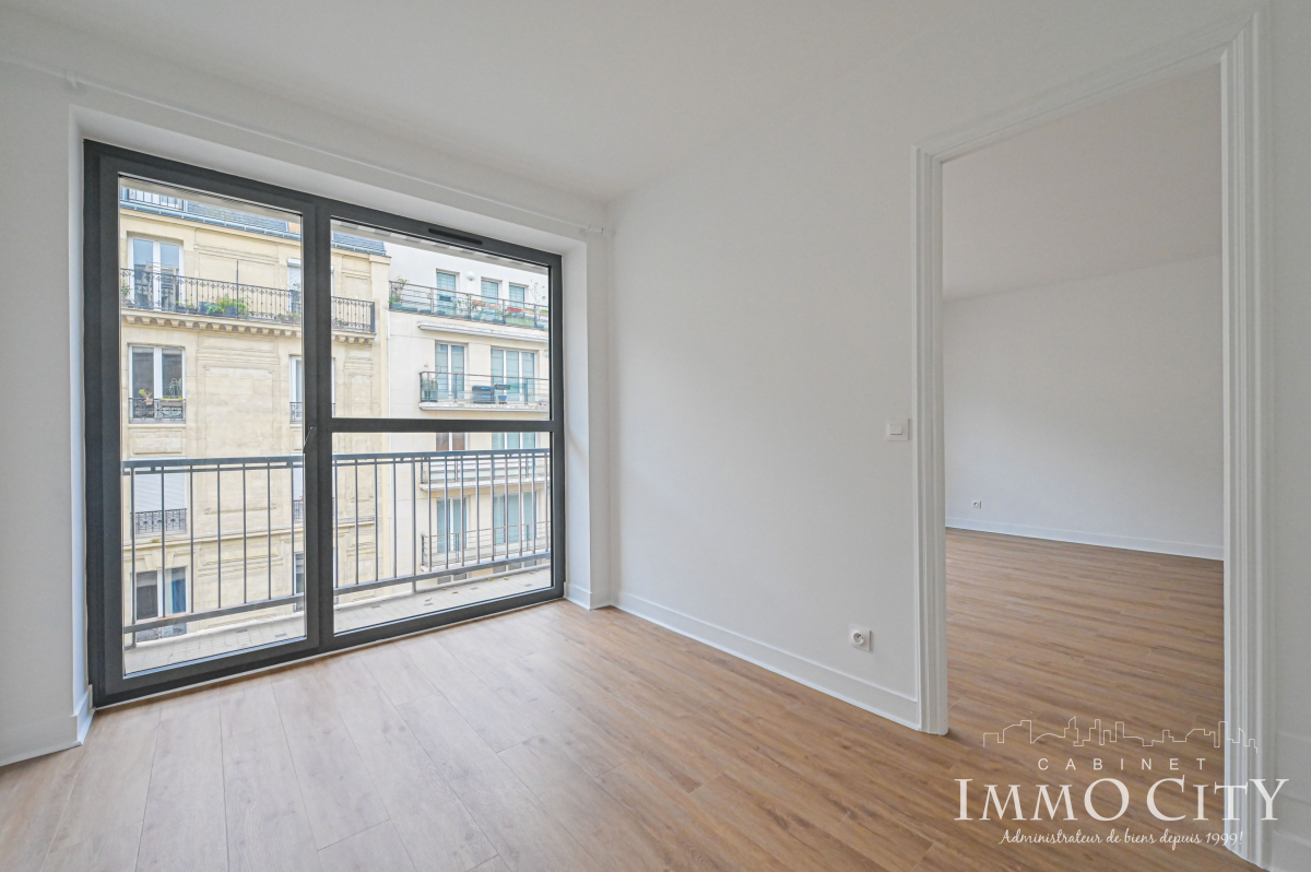 Location Appartement  2 pièces - 44.38m² 75015 Paris