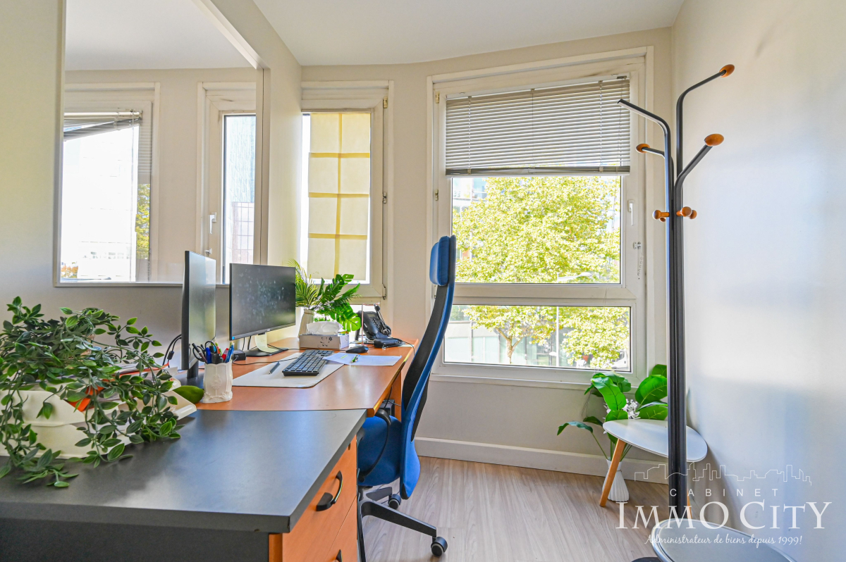 Vente Bureau  12 pièces - 208m² 93100 Montreuil