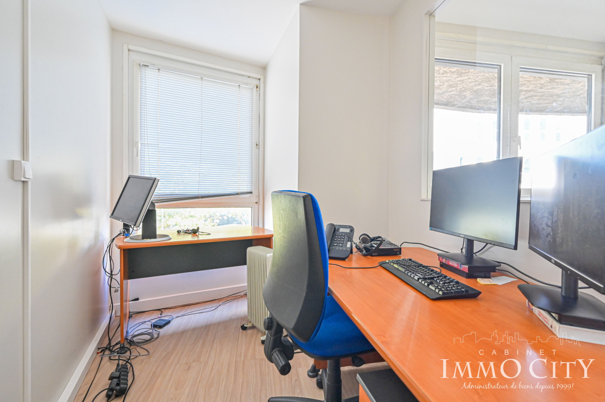 Vente Bureau  12 pièces - 208m² 93100 Montreuil