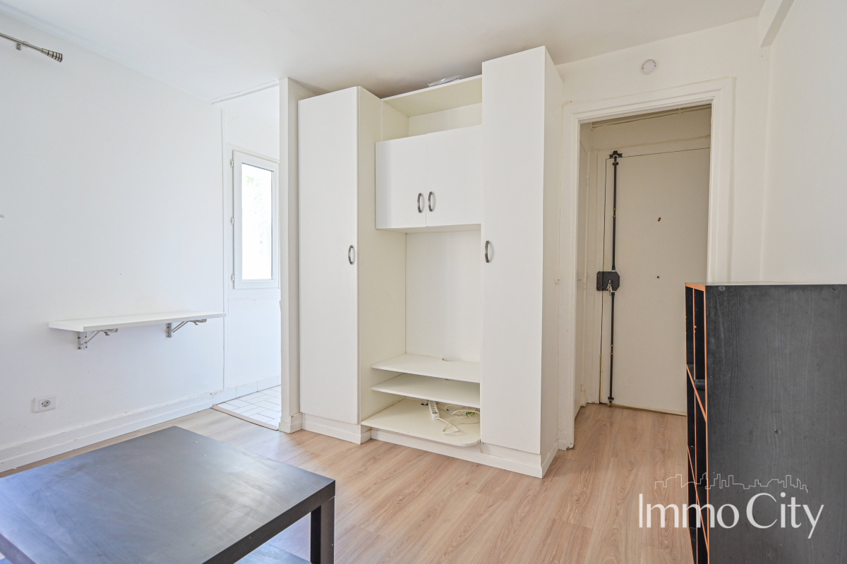 Location Appartement  1 pièce (studio) - 16.65m² 75017 Paris