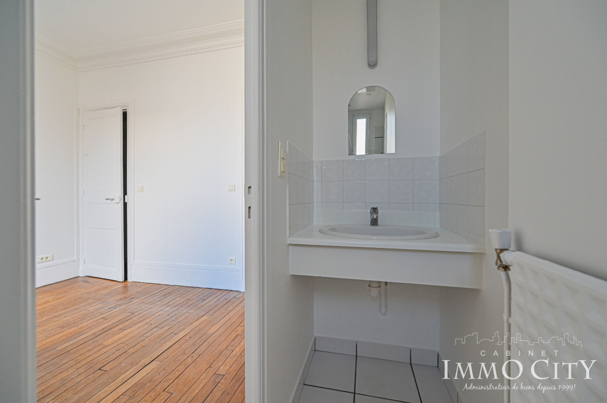 Location Appartement  3 pièces - 65m² 75013 Paris