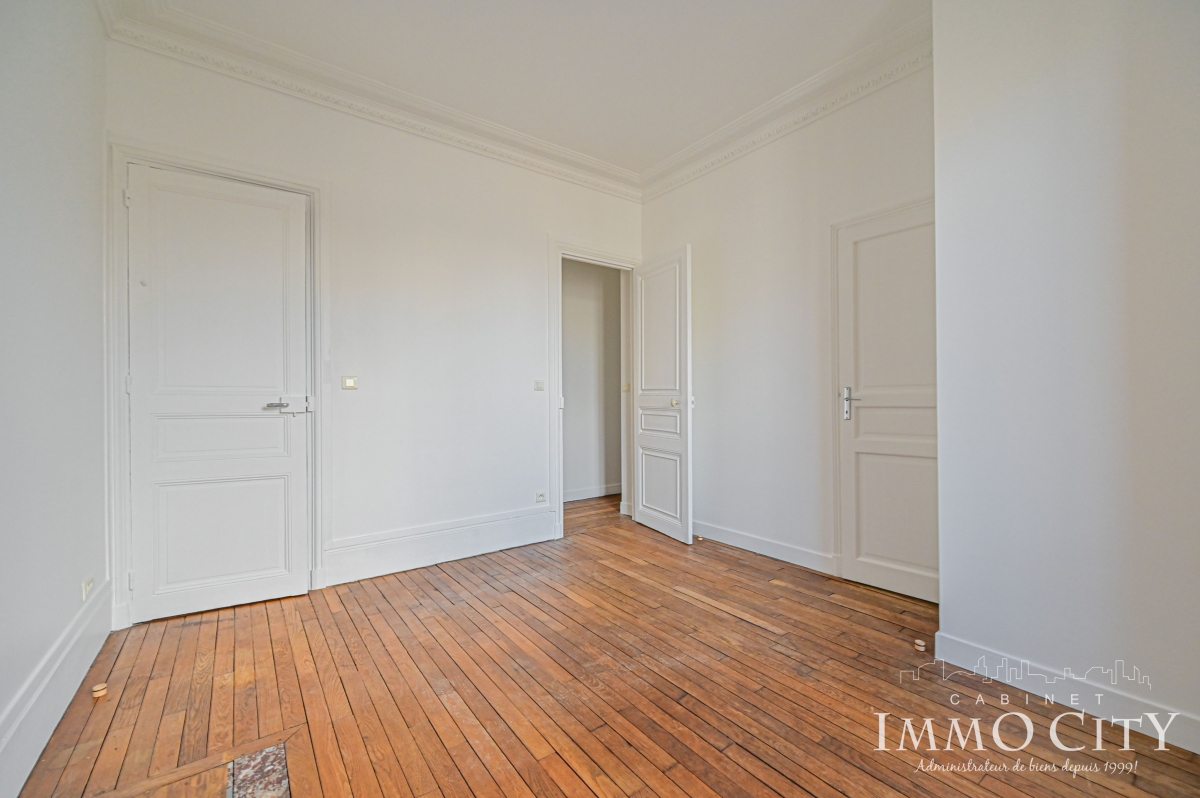 Location Appartement  3 pièces - 65m² 75013 Paris