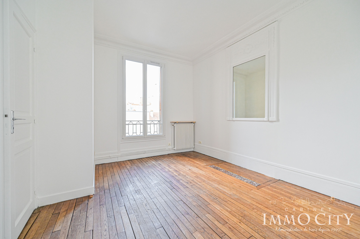 Location Appartement  3 pièces - 65m² 75013 Paris