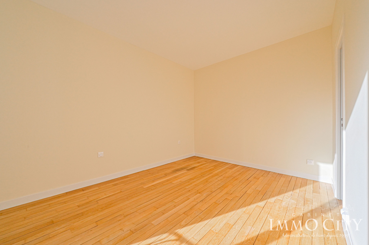 Location Appartement  2 pièces - 41.78m² 75006 Paris